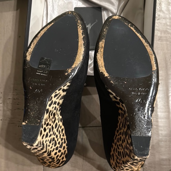 GIUSEPPE ZANOTTI Black and Leopard Print Wedge Heels - Picture 5 of 6